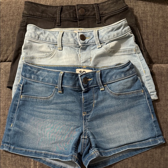 3 pairs SO and 1 Cat and Jack Girls Shorts size 8 (4 total) - Picture 6 of 9